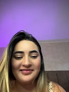 Antonella_Julieta webcam