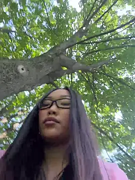 trytomakememoam webcam