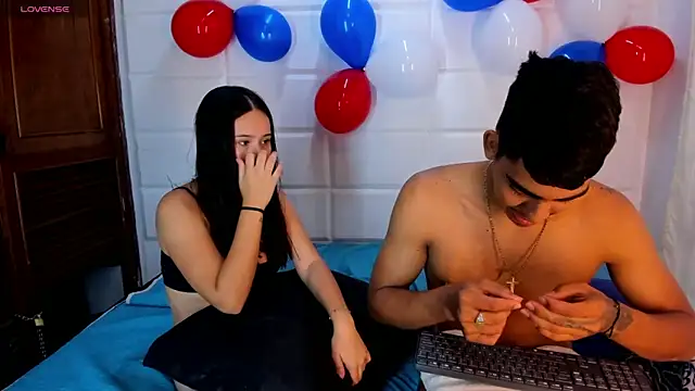 Milo_and_Mily webcam