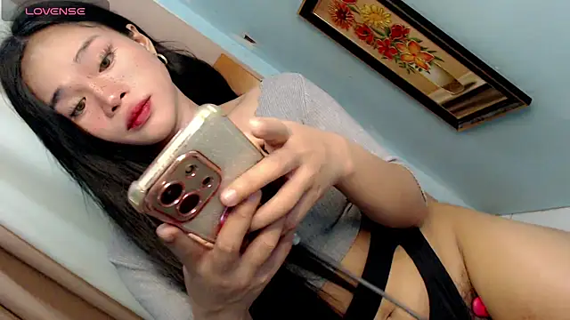 Littleslutty_baby webcam