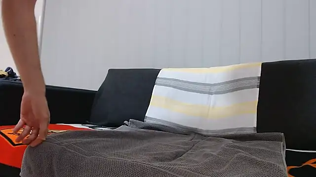lilchristian@xh webcam