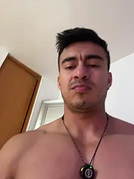 chris_clarck (M young) - Hard dick🍆🍆🍆