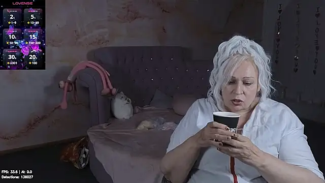 Penelope_Pinky webcam