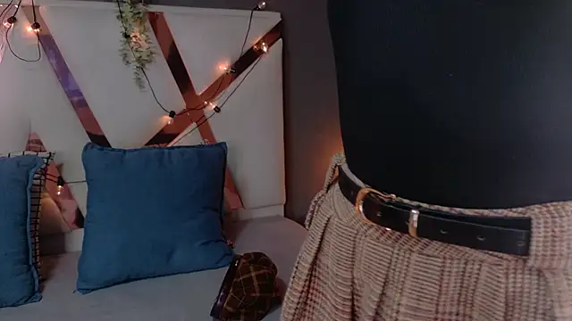 MyApril__ live cam on StripChat
