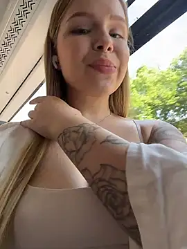 Liza_risky