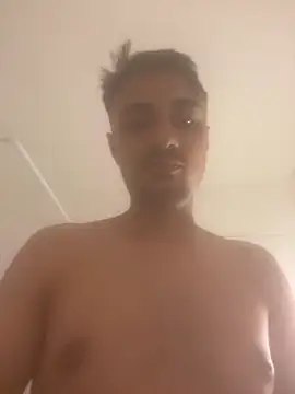 SpyingTouching webcam