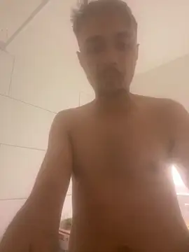 SpyingTouching webcam