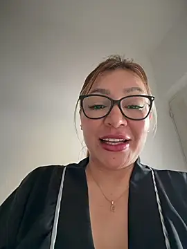 DIANITA_1988 🖖 free cam