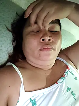 Sweetlorie_83 webcam