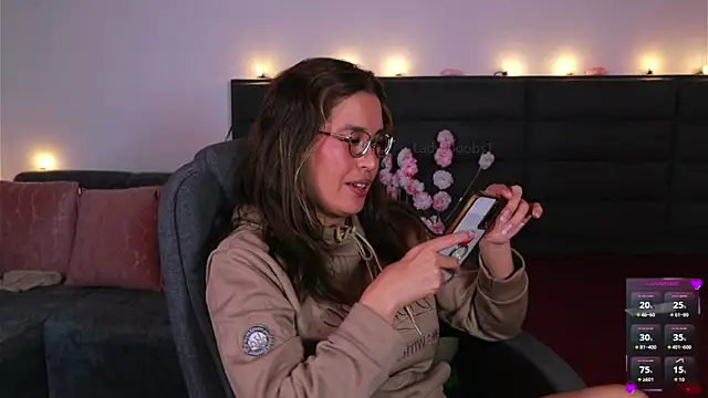 kathieandpovcock1 webcam