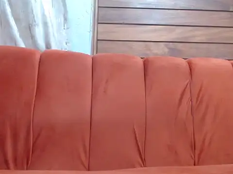 YummyMilkylanexxx webcam