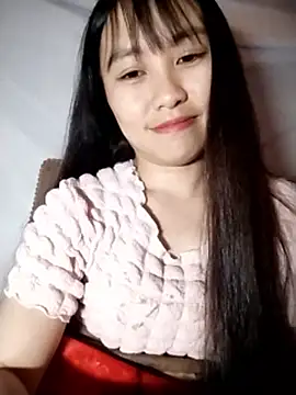 Cherry-squirtt live cam on StripChat