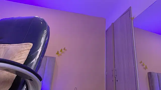 Nascary_Fox webcam