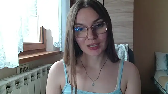 LooveELLYx webcam