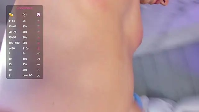 DustinLevine live cam on StripChat