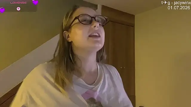 JacyWinslat webcam