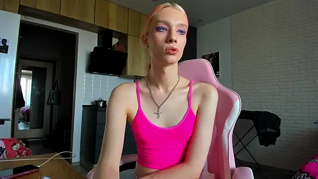_Alice_Kitty Live Webcam on Stripchat