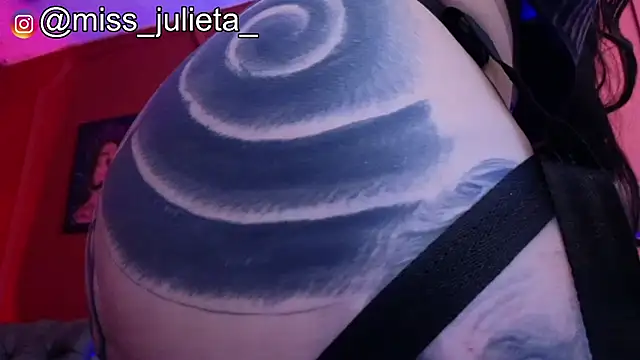 Julieta_Russell webcam