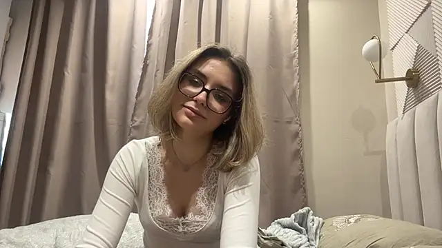 AnnaVelvetFire webcam