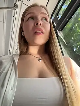 Liza_risky webcam