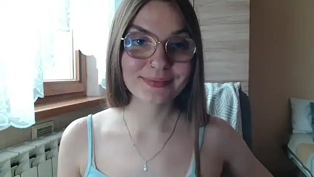 LooveELLYx webcam