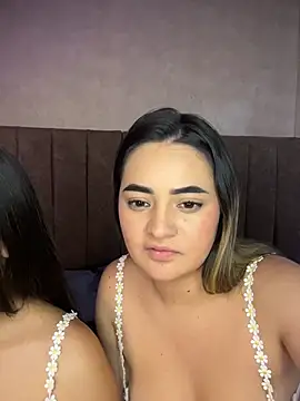 Antonella_Julieta webcam