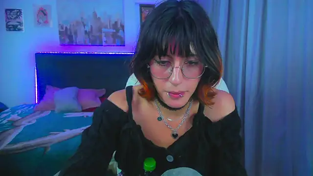 goth_minerva webcam