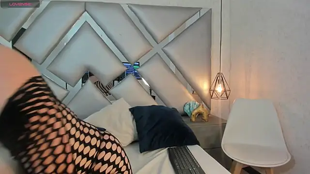 ABRILMILLER_VC webcam