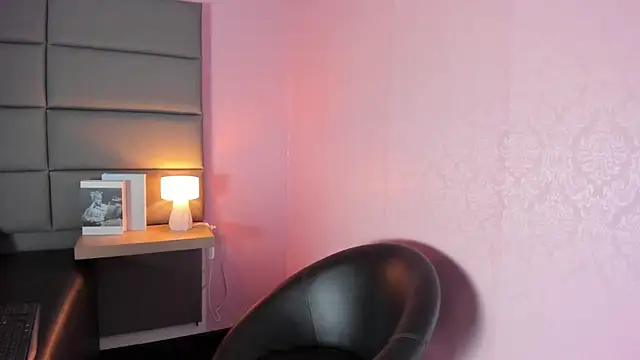 DAKOTA_SAKURA webcam