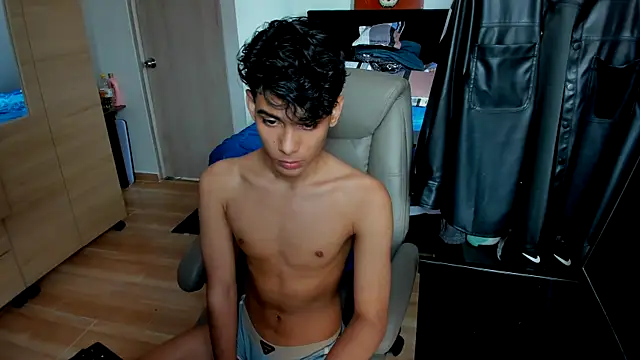 AliottTwink webcam