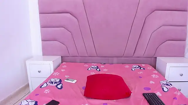 Lulu_Kissx webcam