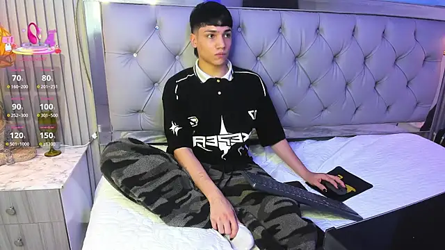 SamBlack_ webcam
