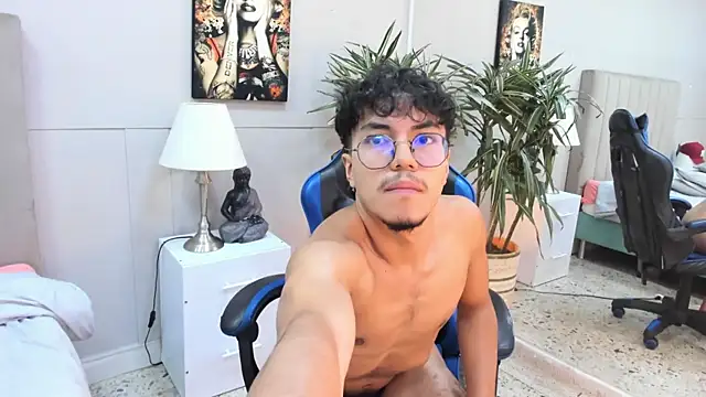 kai_storn webcam