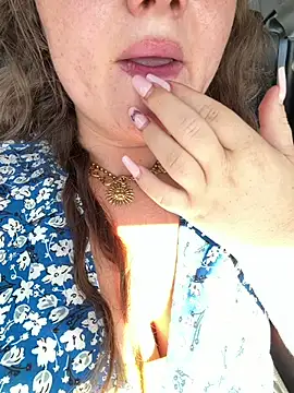 SummerHoney webcam