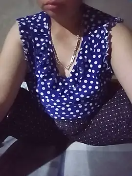 tuyet-nhi webcam