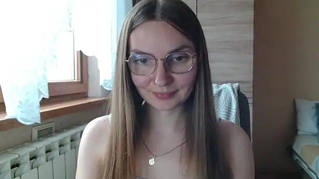 LooveELLYx webcam