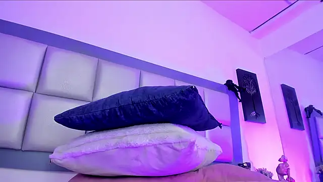 april_jones05 webcam