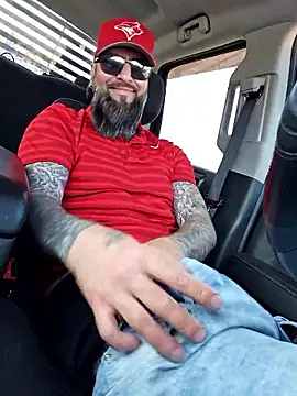 Beardedtattood's live cam