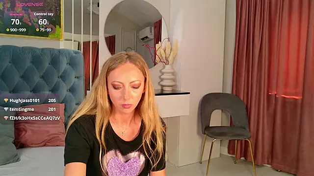 SiennaPierce webcam