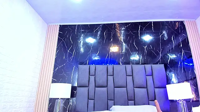 BustyGlow webcam