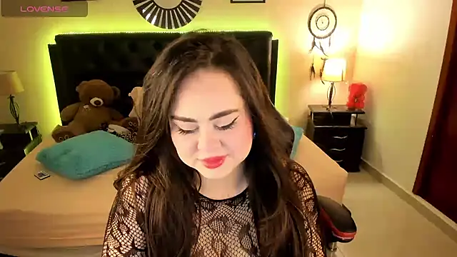 lolavillalobos - LolaVillalobos's free webcam - UK Sex Cams