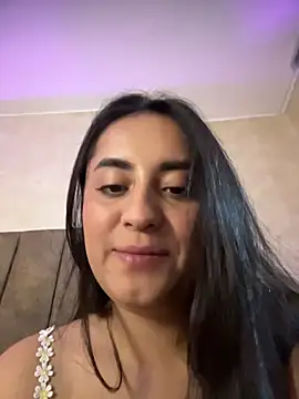 Antonella_Julieta webcam