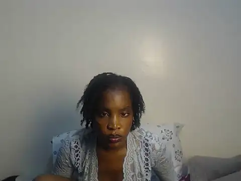 Prettypixxiee webcam