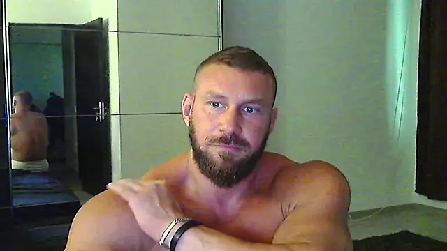 muscularkevin webcam