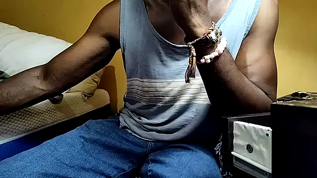 EYEzIAM webcam