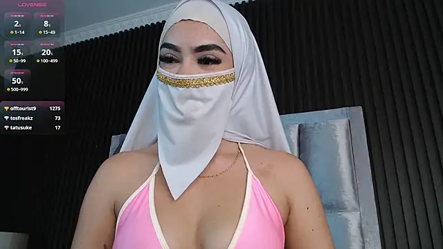 Zahra_milks webcam