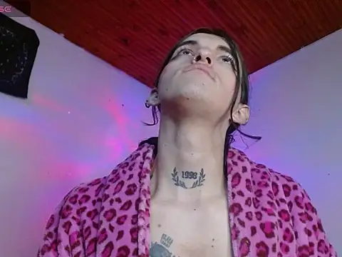 Scarlett_crastrawberry webcam