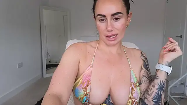 LibbyLoveHeartx webcam