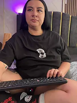 Abril_Luv webcam
