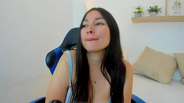 bella_99_ webcam
